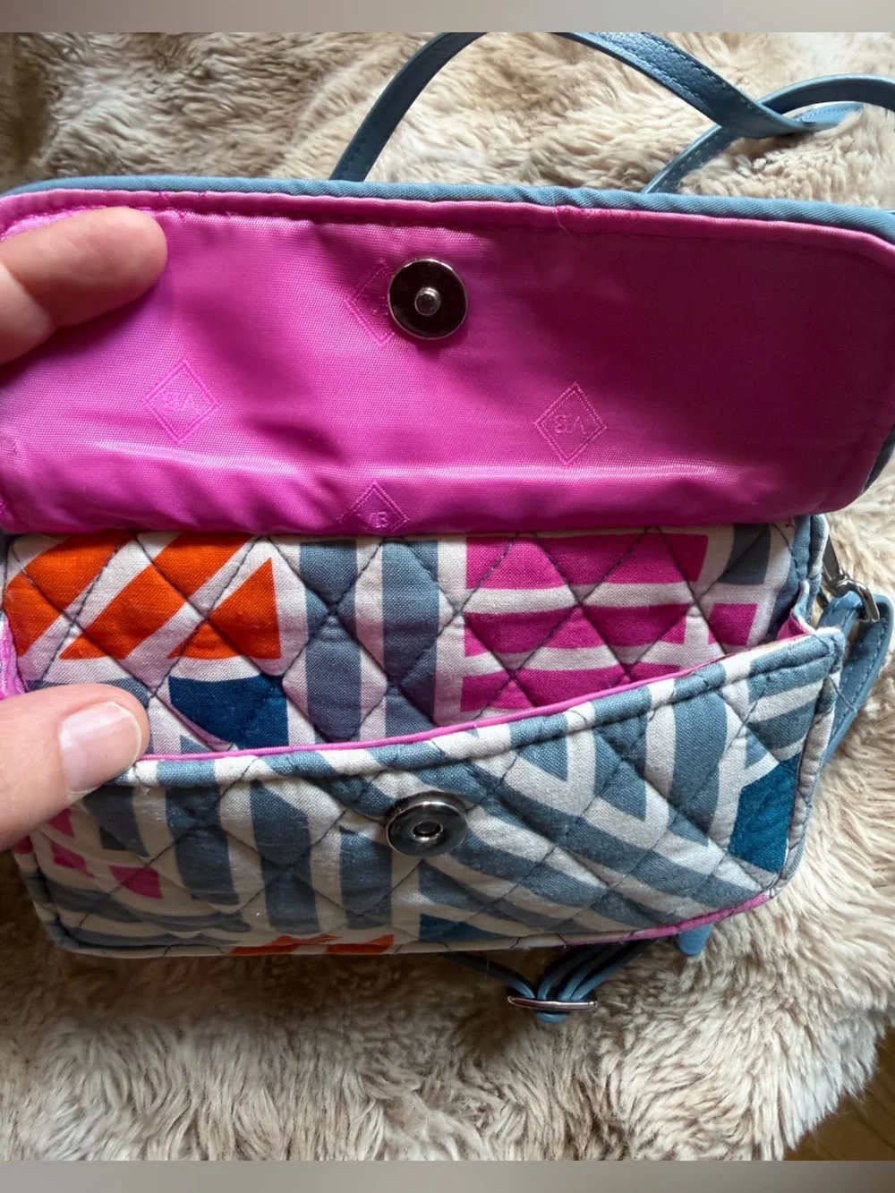 Vera Bradley RFID Wallet Crossbody Blue 90s style Geometric Quilted Purse